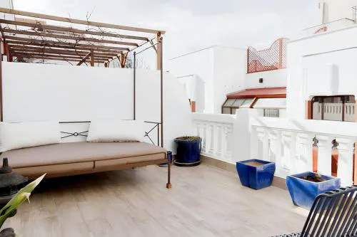 Elegant Apartment in the Heart of Madrid, 100m² with Parking