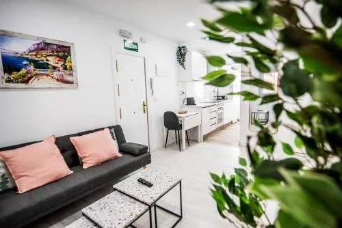 Encantador apartamento en Barajas by beBalmy