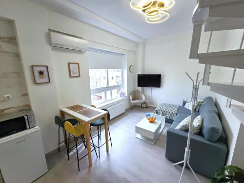 Espacioso Duplex en Chamberí - 3 Habitaciones - 6 Huéspedes