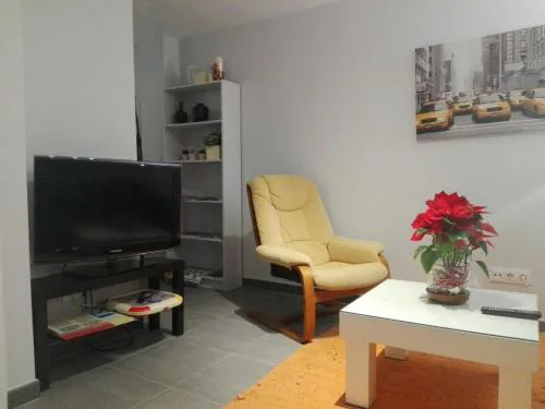 ESTUDIO INDEPENDIENTE ESTANCIA MINIMA 28 noches contrato de temporada