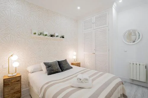 For You Rentals Glorieta de Bilbao apartment TEMPORAL EGU42