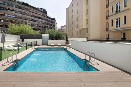 Gaeta - 1 bedroom and shared pool in Ríos Rosas