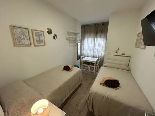 Habitaciones en Embajadores