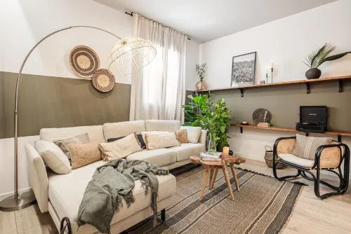 HEMA- 2 Bedroom Apartment in Trafalgar