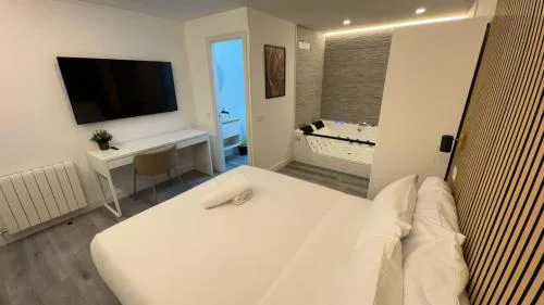 JACUZZI ROOMS PUENTE De VALLECAS