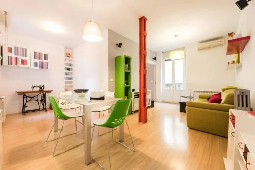 Latina City Center - Bright Cozy 1BD