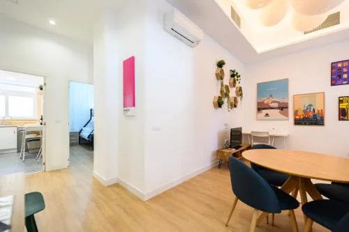 LCE3 Amplio y moderno piso de 4 dormitorios