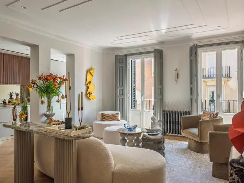 Luxury brand new apt in Justicia