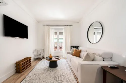 Luxury & centric- 2Bd 1Bth - Plaza de España