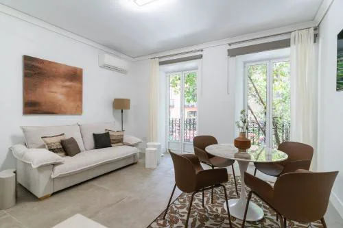 Modern and Bright-1Bedroom 2Bathrooms-La Latina