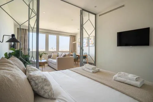 Modern and Bright-2Bedrooms 1Bathroom-Colón