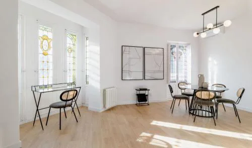 Modern and Bright - 3 Bedrooms 3 Bathrooms - Goya