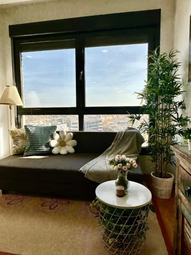 Modern apartment Near city center, Airport, Metro