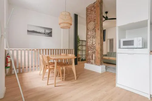 Modern Duplex-2Bedrooms 3Baths-Palacio