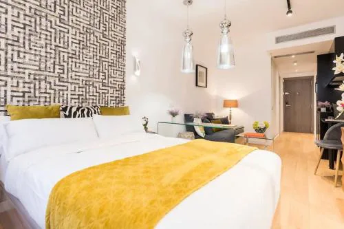 NEW APT PUERTA DE ALCALA RETIRO PARK