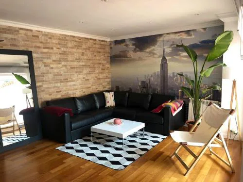 New York apartment with chill out bbq terrace