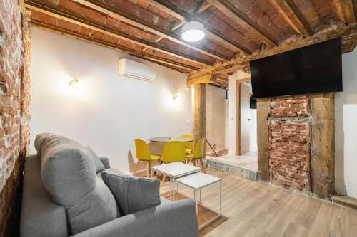 Nice flat in Lavapiés at street level S23B