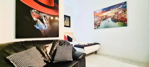 Oshun Sanchinarro II Seasonal Living Loft