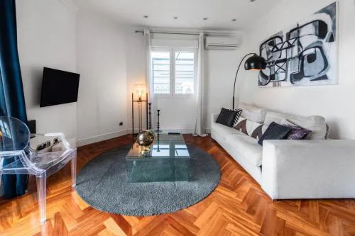 Penthouse with outstanding terrace- 1Bedroom -Goya