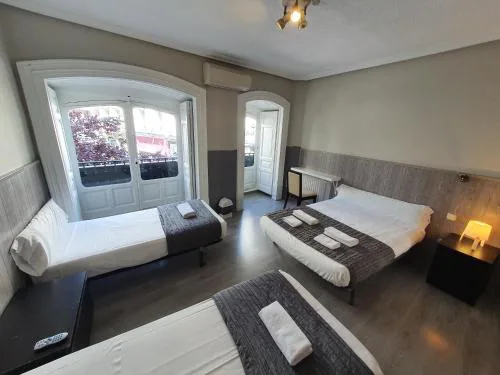 Plaza Dort Rooms IV