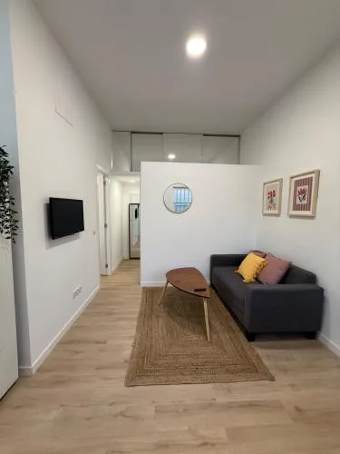 Refurbished flat in an excellent location - Longares