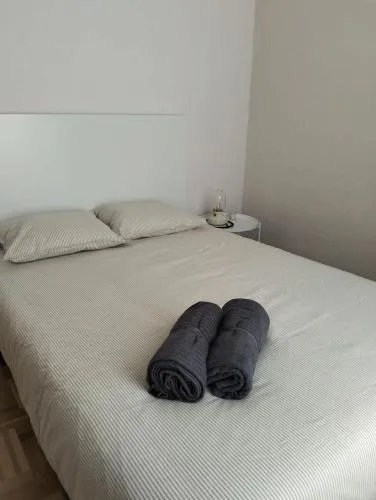 Santa Isabel Street, Private rooms