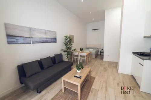 Santa Maria de la cabeza1 Apartments