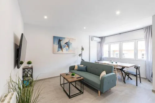Spacious and very bright in Prosperidad