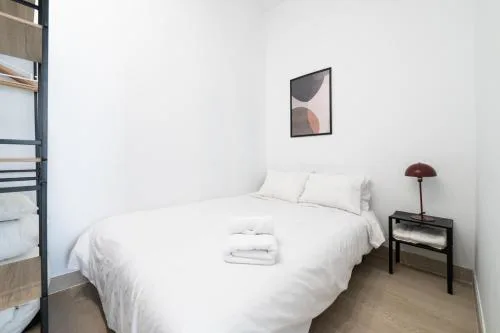 ST17 Apartamento T1 Chamberí