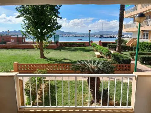 Bonito apartamento en Puerto Bello La Manga