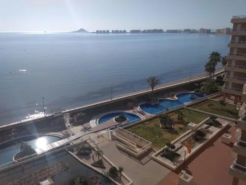 CORMORANT SUITE, sea terrace & pools