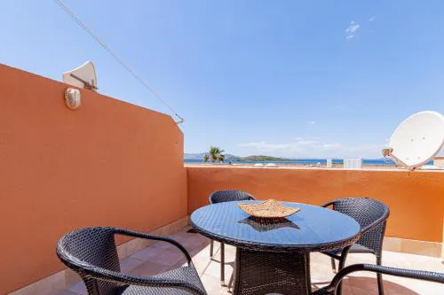 Inmovecos con vistas al mar Soling 75