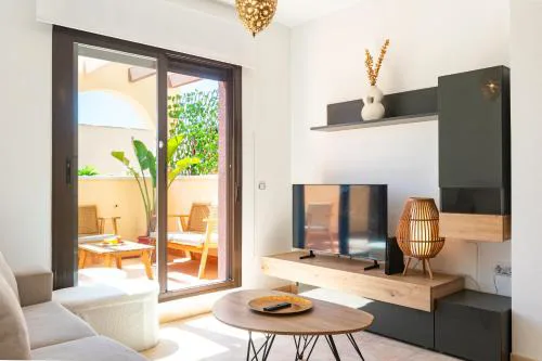 Apartamento con terraza y piscina en Los Collados - By Aloha Palma