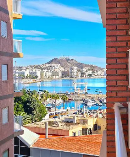Moderno, con vistas y junto a la playa - by Aloha Palma
