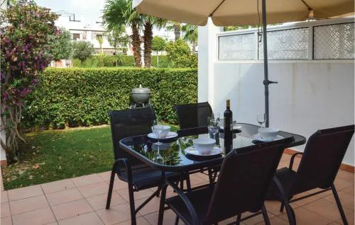 Lovely Apartment In Alhama De Murcia