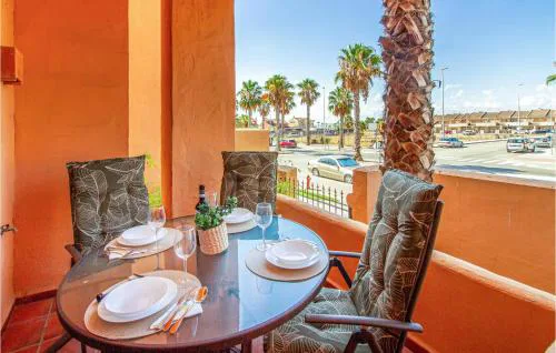 Cozy Apartment In Los Alcazares