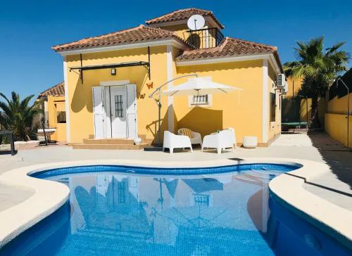 Villa Estrella with private pool, max 5 persons