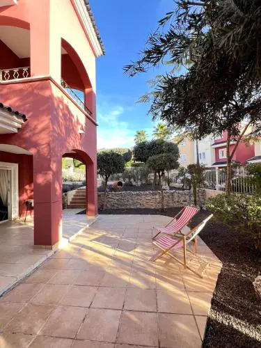 Planta baja con gran terraza y jardín Altaona golf