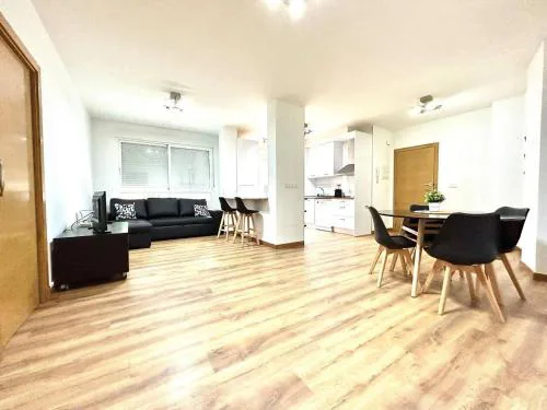 Plaza Europa - Más que apartamentos.
