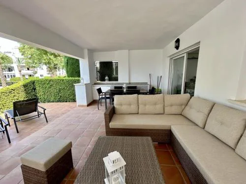 Groundfloor apartment next to the pool - ER702LT
