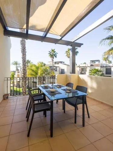 Ático de 2 dormitorios con terraza y piscina en Roda Golf - Almyra
