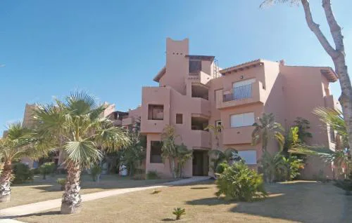 Stunning Apartment In Torre-Pacheco
