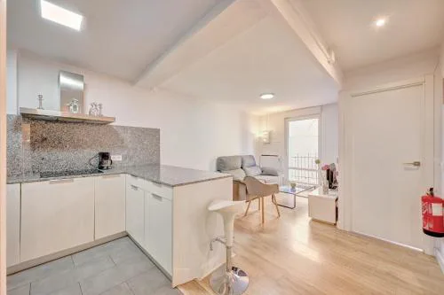 Apartamento Zure Etxea by Clabao