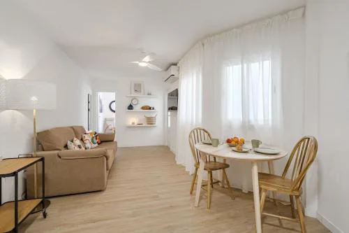 Central apartment with AirCon