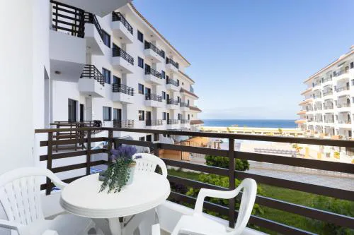 Home2Book Sunset Terrace & Pool Haven