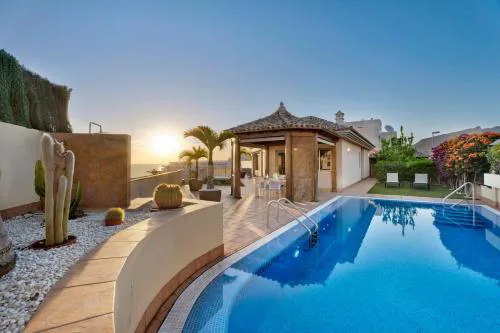 Magnifica Villa Happy Holidays con piscina en los Gigantes