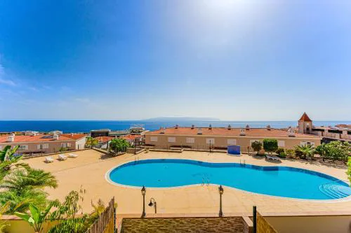 Spacious Ocean View Family Townhouse