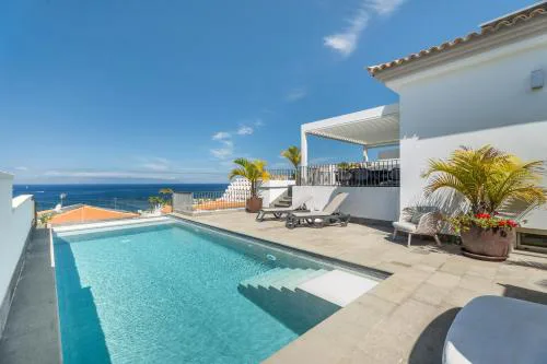 Villa Arenas Playa la Arena Sun and Pool