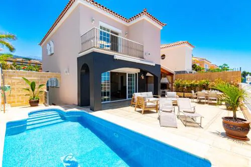 Villa Mirador del Atlantico With Heated Pool