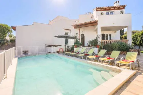 Villa Juan by Villa Plus